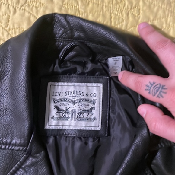 Levi’s faux leather jacket - Picture 2 of 5